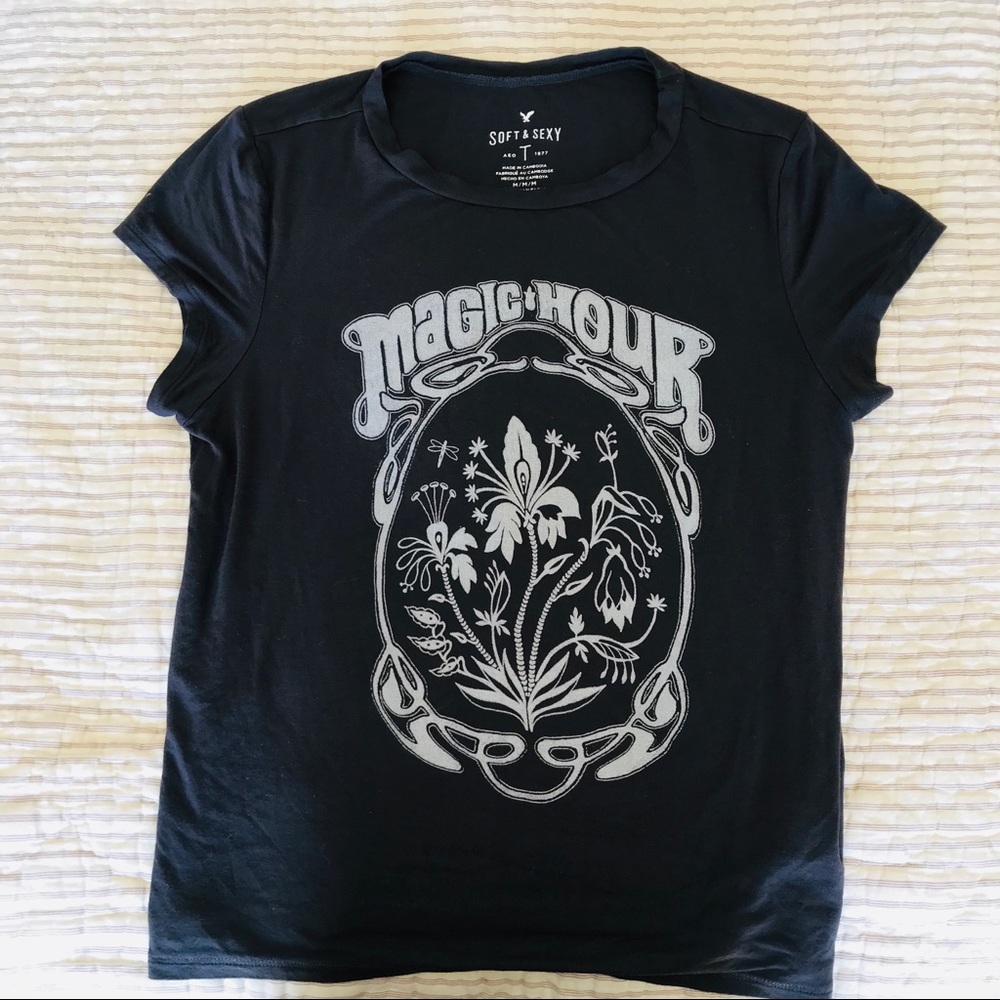 American Eagle shirt